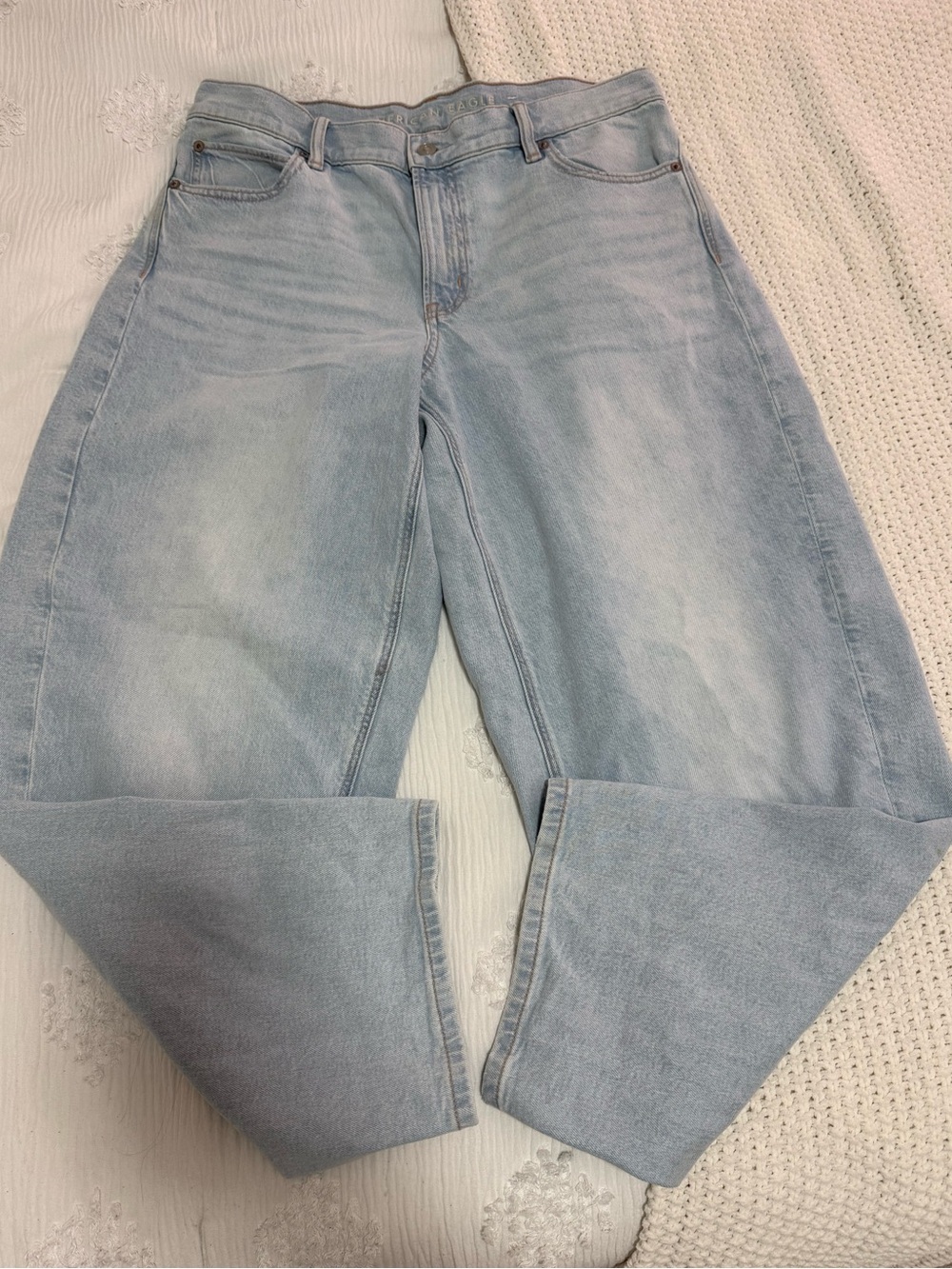 Light Wash low rise Women’s Jeans